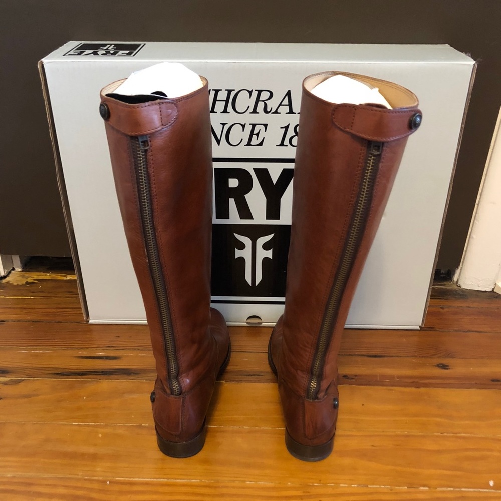 Frye Melissa Button Back - Zip Boot - Cognac